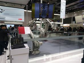 攜超群力作增輝工博會 ABB盡展機器人巨擘風采